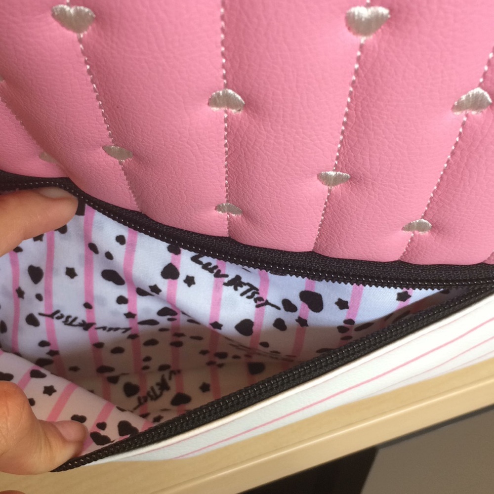 NWT Betsey Johnson pink backpack - Picture 4 of 6